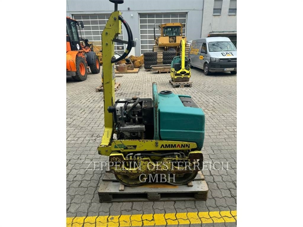 Ammann ARW 65 - Minihenger: 2 kép. Ammann ARW 65 - Minihenger: 2 kép.