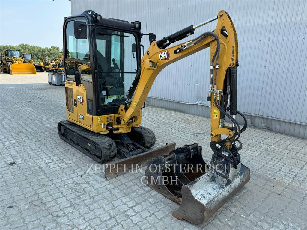 CAT 302-05CR - Minikotró: 2 kép. CAT 302-05CR - Minikotró: 2 kép.