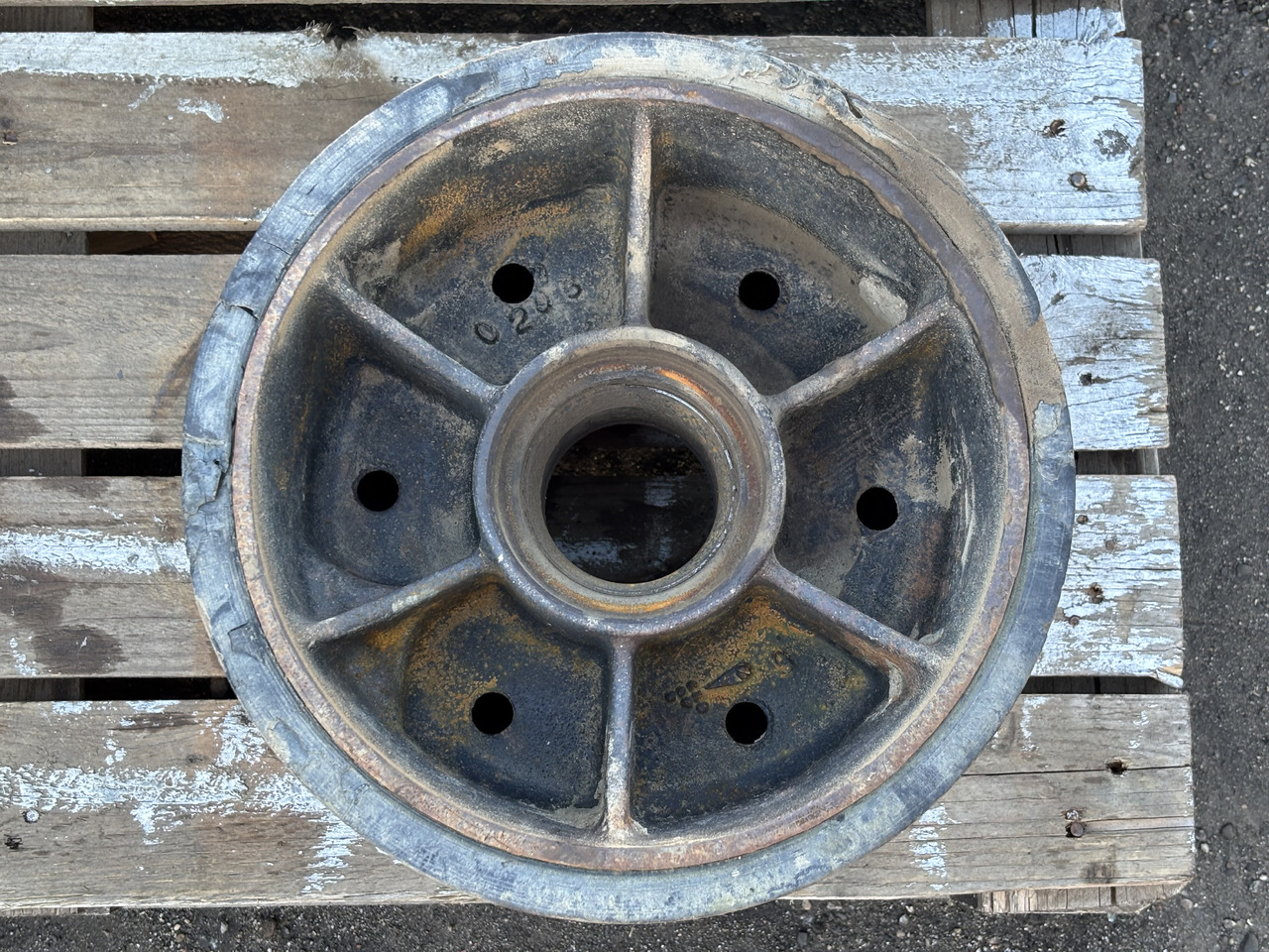 CASE STEIGER Koło gąsienicy Quadtrac 87438307, 48065298, 304169A2, 304213A1, 87309812 - Lánctalp - Építőipari gépek: 1 kép. CASE STEIGER Koło gąsienicy Quadtrac 87438307, 48065298, 304169A2, 304213A1, 87309812 - Lánctalp - Építőipari gépek: 1 kép.