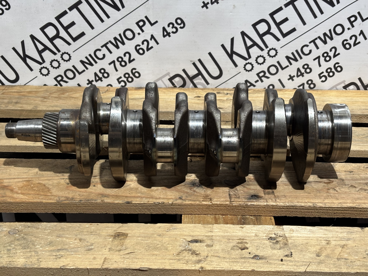 CAT CATERPILLAR Wał korbowy 3024C C2.2 308-1852 3081852 - Főtengely - Mezőgazdasági gépek: 1 kép. CAT CATERPILLAR Wał korbowy 3024C C2.2 308-1852 3081852 - Főtengely - Mezőgazdasági gépek: 1 kép.