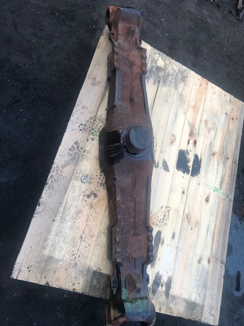 Carraro 26.21 , Carraro 18536 R obudowa mostu - Tengely és alkatrészek - Építőipari gépek: 4 kép. Carraro 26.21 , Carraro 18536 R obudowa mostu - Tengely és alkatrészek - Építőipari gépek: 4 kép.