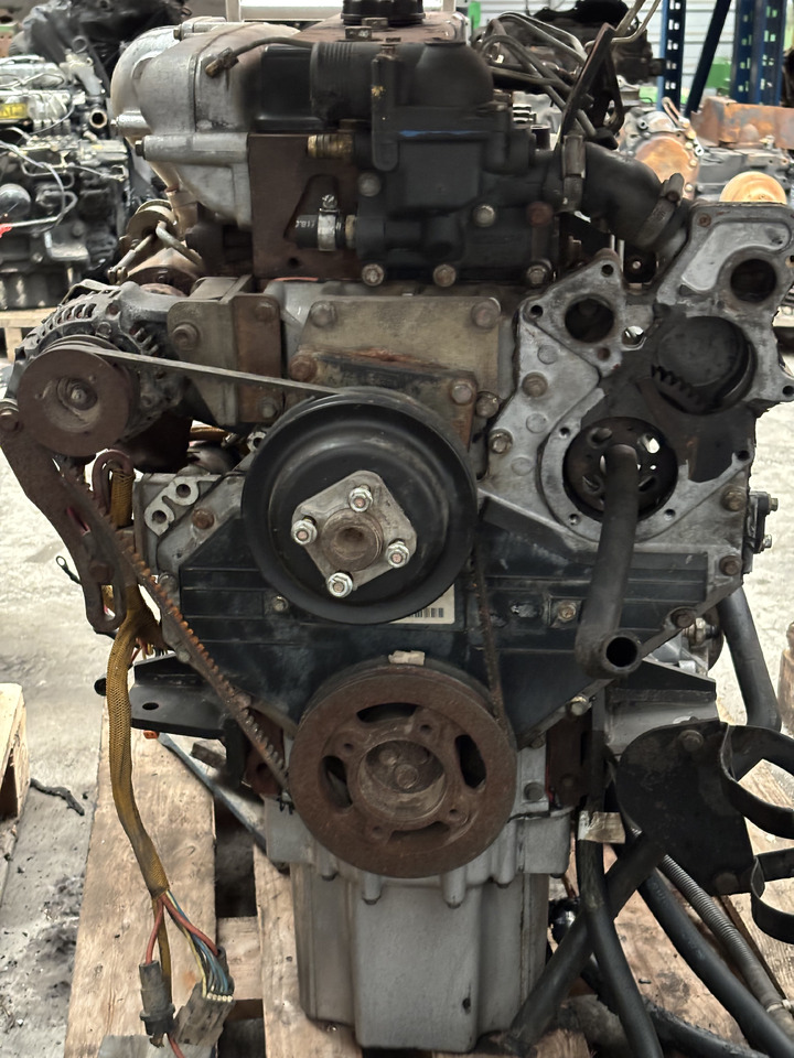 Cat Caterpillar 3054 Silnik 130-6342 - Motor - Építőipari gépek: 3 kép. Cat Caterpillar 3054 Silnik 130-6342 - Motor - Építőipari gépek: 3 kép.