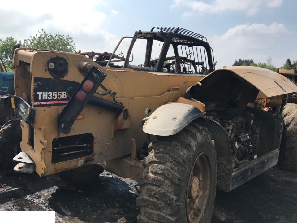 Cat th360 - Skrzynia Biegów Silnik Atak Zwolnica Półoś Most Napędowy Ramię - Sebességváltó - Mezőgazdasági gépek: 3 kép. Cat th360 - Skrzynia Biegów Silnik Atak Zwolnica Półoś Most Napędowy Ramię - Sebességváltó - Mezőgazdasági gépek: 3 kép.