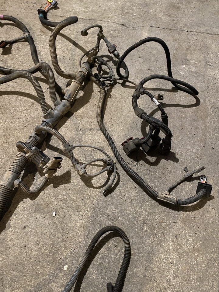 Claas Arion 550-520 650-620 - kabel wiązka elektryczna 0011510550 - Kábel/ Kábelkorbácso - Traktor: 4 kép. Claas Arion 550-520 650-620 - kabel wiązka elektryczna 0011510550 - Kábel/ Kábelkorbácso - Traktor: 4 kép.