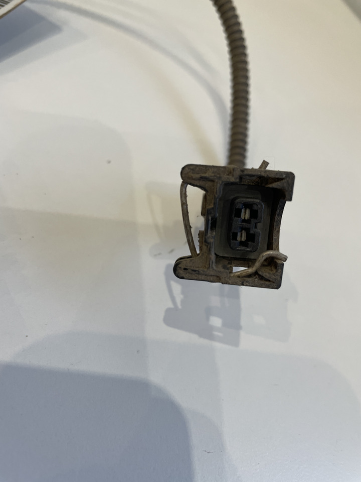 Claas Arion 550-520 650-620 - kabel wiązka elektryczna 0021581031 - Kábel/ Kábelkorbácso - Traktor: 2 kép. Claas Arion 550-520 650-620 - kabel wiązka elektryczna 0021581031 - Kábel/ Kábelkorbácso - Traktor: 2 kép.