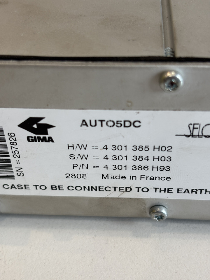 Claas Axion Arion C-MATIC - moduł sterownik ECU Auto5DC 4301385H02 - ECU - Mezőgazdasági gépek: 1 kép. Claas Axion Arion C-MATIC - moduł sterownik ECU Auto5DC 4301385H02 - ECU - Mezőgazdasági gépek: 1 kép.