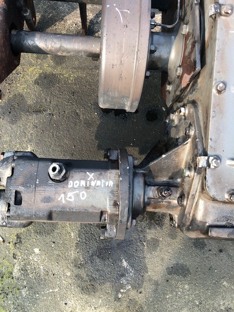 Claas Dominator Silnik Jazdy - Hidraulikus motor - Kombájn: 1 kép. Claas Dominator Silnik Jazdy - Hidraulikus motor - Kombájn: 1 kép.