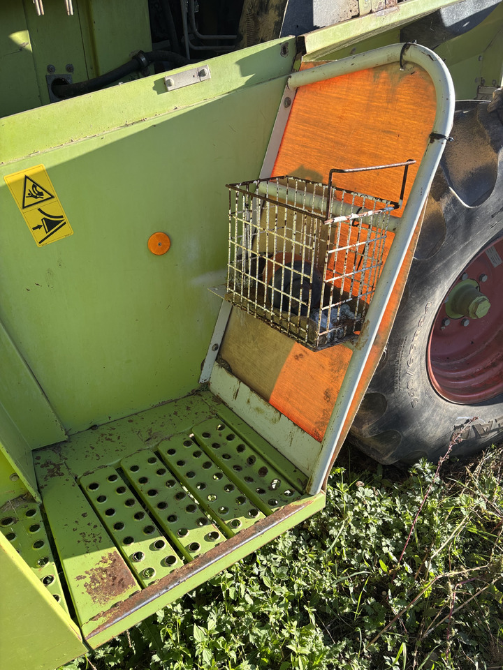 Claas Jaguar 800 820 840 860 880 Rama Tylnia Przednia Dźwigar Kabiny Oś Napędowa - Keret/ Alváz - Mezőgazdasági gépek: 1 kép. Claas Jaguar 800 820 840 860 880 Rama Tylnia Przednia Dźwigar Kabiny Oś Napędowa - Keret/ Alváz - Mezőgazdasági gépek: 1 kép.