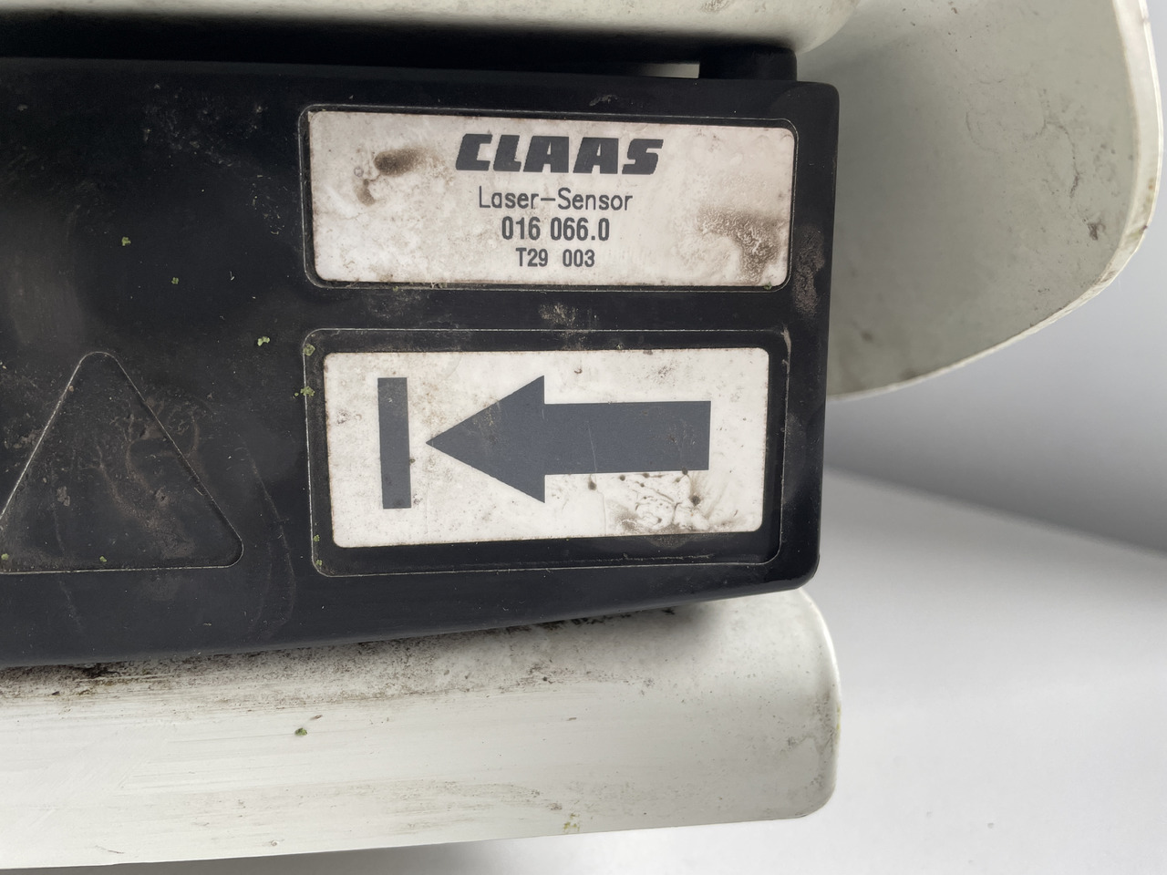 Claas Lexion - Laser Pilot Sensor 0160660 0018116291 - Érzékelő - Kombájn: 3 kép. Claas Lexion - Laser Pilot Sensor 0160660 0018116291 - Érzékelő - Kombájn: 3 kép.