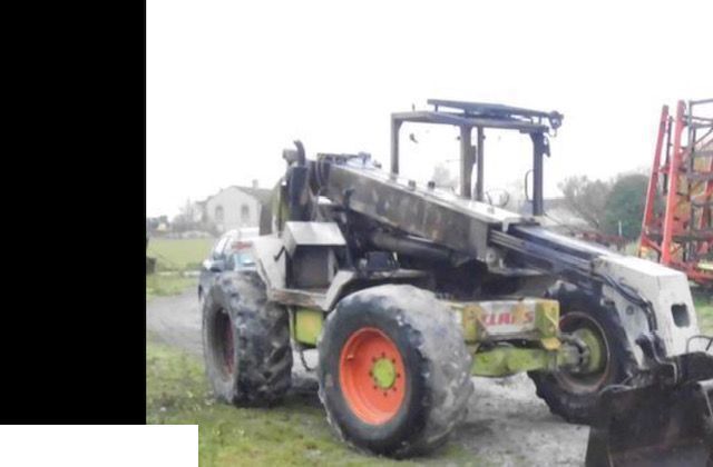 Claas Ranger 906 - Skrzynia - Sebességváltó - Teleszkópos rakodó: 1 kép. Claas Ranger 906 - Skrzynia - Sebességváltó - Teleszkópos rakodó: 1 kép.