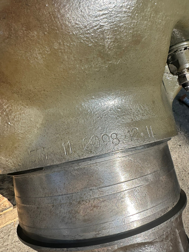 Claas Xerion 3800 - Dyferencjał | Wkład Mostu | Środek Mostu - Differenciálmű - Mezőgazdasági gépek: 5 kép. Claas Xerion 3800 - Dyferencjał | Wkład Mostu | Środek Mostu - Differenciálmű - Mezőgazdasági gépek: 5 kép.