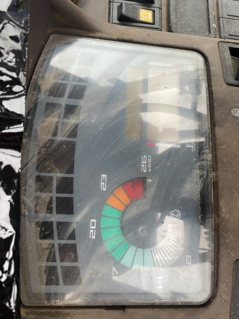 Claas ares licznik - Műszerfal - Mezőgazdasági gépek: 1 kép. Claas ares licznik - Műszerfal - Mezőgazdasági gépek: 1 kép.