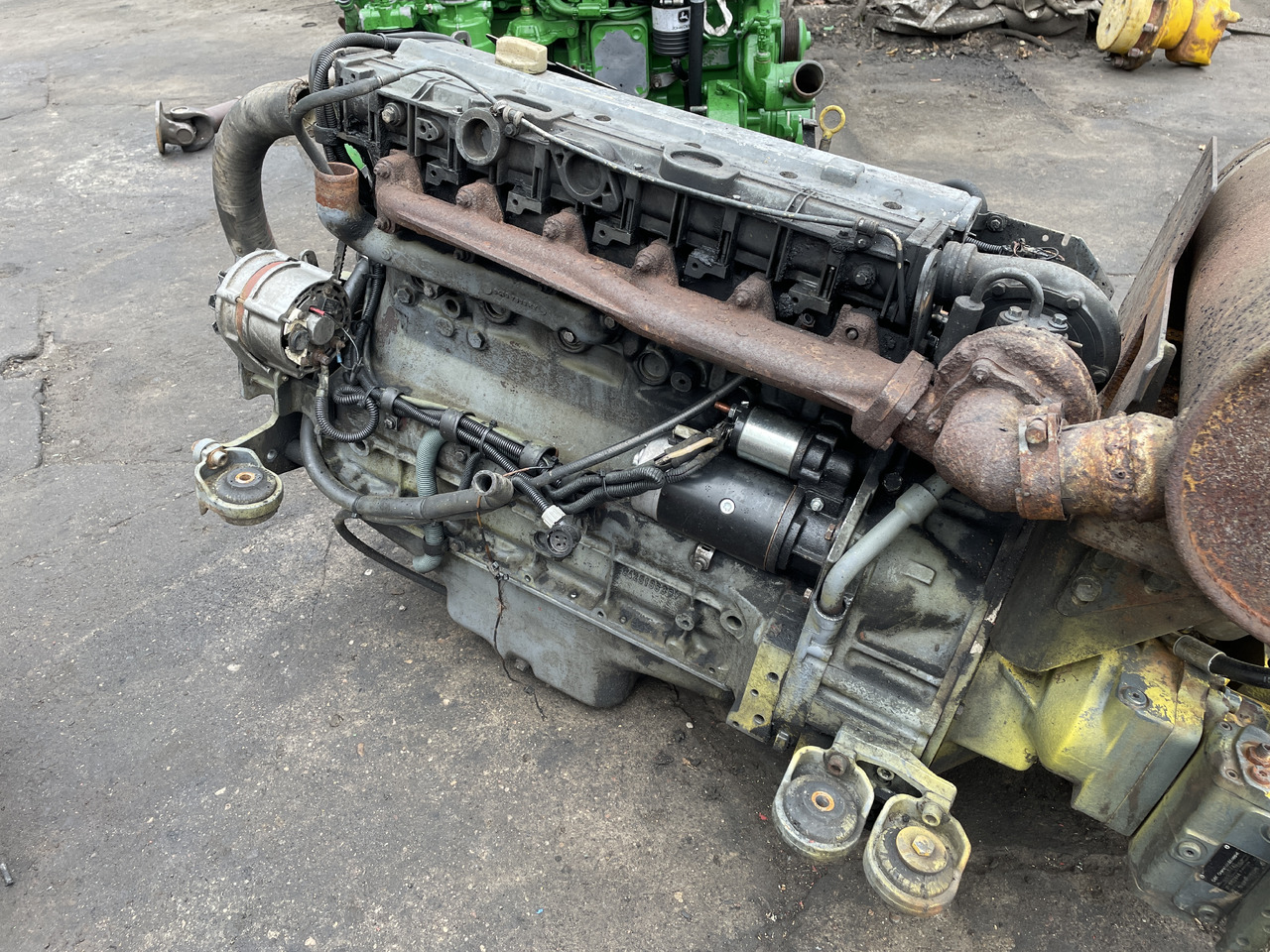 Deutz BF6M1012E - silnik kompletny - Motor - Építőipari gépek: 1 kép. Deutz BF6M1012E - silnik kompletny - Motor - Építőipari gépek: 1 kép.