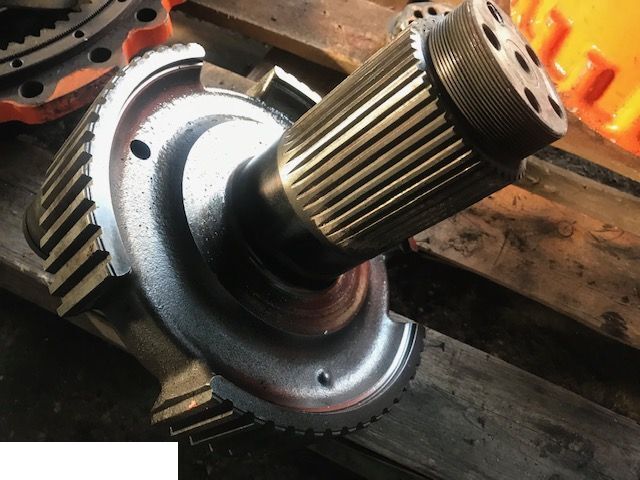 Dossan dl250 - Obudowa Zf 3869400109 - Erőátvitel - Mezőgazdasági gépek: 1 kép. Dossan dl250 - Obudowa Zf 3869400109 - Erőátvitel - Mezőgazdasági gépek: 1 kép.