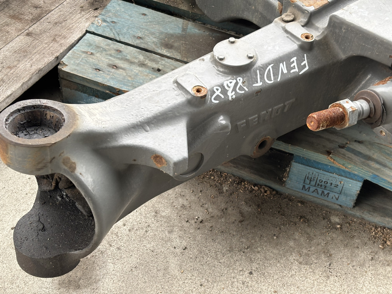 Fendt 828 Obudowa Łączona Osi 755/137 F835300020260 F835300020250 - Tengely és alkatrészek - Mezőgazdasági gépek: 4 kép. Fendt 828 Obudowa Łączona Osi 755/137 F835300020260 F835300020250 - Tengely és alkatrészek - Mezőgazdasági gépek: 4 kép.