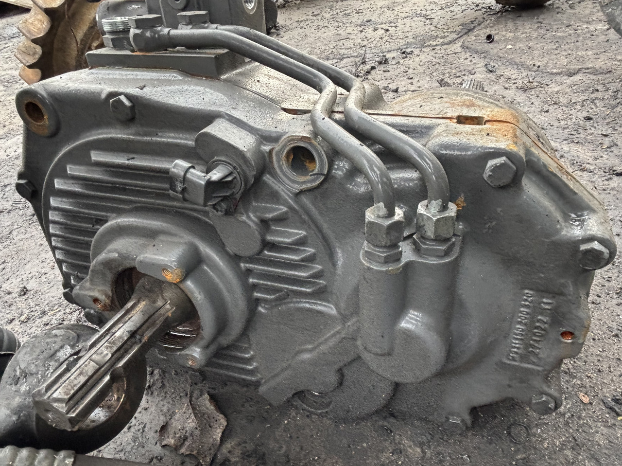 Fendt 924 928 930 936 Tylni WOM PTO Przekładnia Tylna 931150200320 931150200511 931150200311 - Erőátvitel - Mezőgazdasági gépek: 1 kép. Fendt 924 928 930 936 Tylni WOM PTO Przekładnia Tylna 931150200320 931150200511 931150200311 - Erőátvitel - Mezőgazdasági gépek: 1 kép.