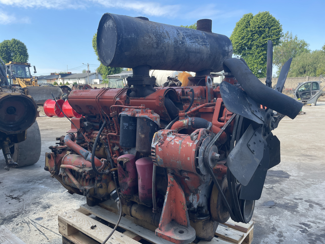 Fiat 8215.02 - silnik na części - Motor: 1 kép. Fiat 8215.02 - silnik na części - Motor: 1 kép.