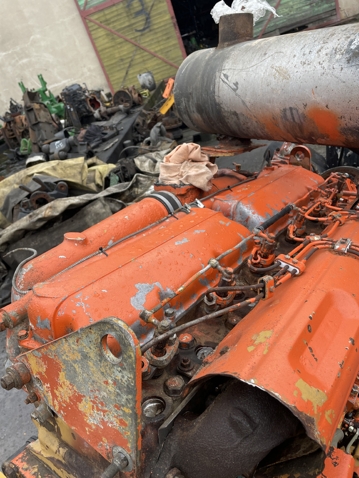 Fiat Agri - silnik 6cyl. kompletny - Motor - Mezőgazdasági gépek: 5 kép. Fiat Agri - silnik 6cyl. kompletny - Motor - Mezőgazdasági gépek: 5 kép.