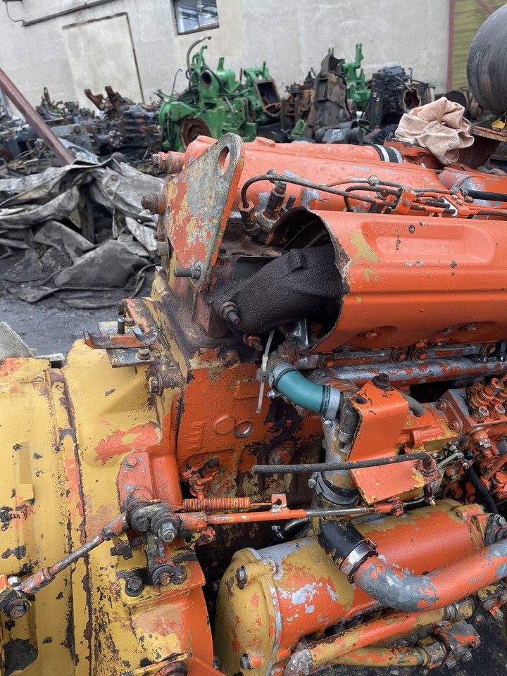 Fiat Agri - silnik 6cyl. kompletny - Motor - Mezőgazdasági gépek: 4 kép. Fiat Agri - silnik 6cyl. kompletny - Motor - Mezőgazdasági gépek: 4 kép.