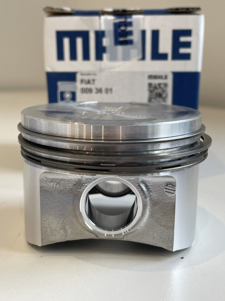 Fiat Seicento Cinquecento Sporting 1,1 - tłok nadwymiar 0,40 Mahle 0093601 - Dugattyú/ Gyűrű/ Persely - Autó: 3 kép. Fiat Seicento Cinquecento Sporting 1,1 - tłok nadwymiar 0,40 Mahle 0093601 - Dugattyú/ Gyűrű/ Persely - Autó: 3 kép.