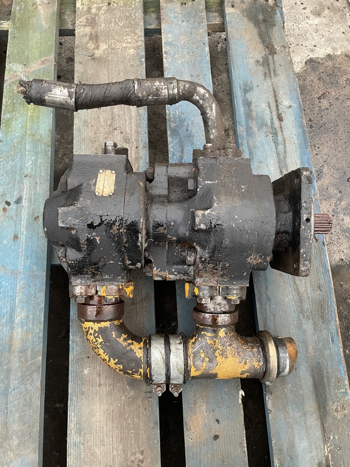 Hamworthy PC558686C1 Volvo Zettelmayer - pompa hydrauliczna - Hidraulikus szivattyú - Mezőgazdasági gépek: 1 kép. Hamworthy PC558686C1 Volvo Zettelmayer - pompa hydrauliczna - Hidraulikus szivattyú - Mezőgazdasági gépek: 1 kép.