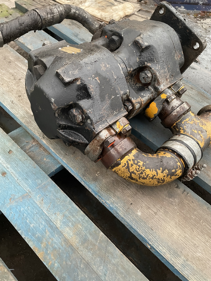 Hamworthy PC558686C1 Volvo Zettelmayer - pompa hydrauliczna - Hidraulikus szivattyú - Mezőgazdasági gépek: 2 kép. Hamworthy PC558686C1 Volvo Zettelmayer - pompa hydrauliczna - Hidraulikus szivattyú - Mezőgazdasági gépek: 2 kép.