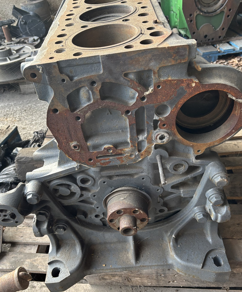 Motorblokk - Mezőgazdasági gépek IVECO Stralis Cursor 10 THM Blok Wał Słupek Silnika Miska Olejowa 500334227: 7 kép.