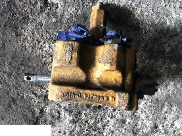 JCB 3cx 4cx - Rozdzielacz Wysuwu Ramienia - Hidraulikus szelep - Kotrórakodó: 5 kép. JCB 3cx 4cx - Rozdzielacz Wysuwu Ramienia - Hidraulikus szelep - Kotrórakodó: 5 kép.