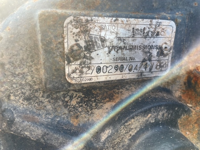 JCB 3cx skrzynia biegów części 442/00290/04/1784 - Sebességváltó - Mezőgazdasági gépek: 2 kép. JCB 3cx skrzynia biegów części 442/00290/04/1784 - Sebességváltó - Mezőgazdasági gépek: 2 kép.