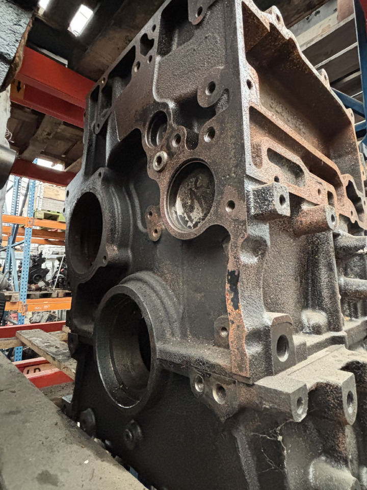 JCB 526-55 (32001852) Blok Silnika - Motorblokk - Mezőgazdasági gépek: 3 kép. JCB 526-55 (32001852) Blok Silnika - Motorblokk - Mezőgazdasági gépek: 3 kép.