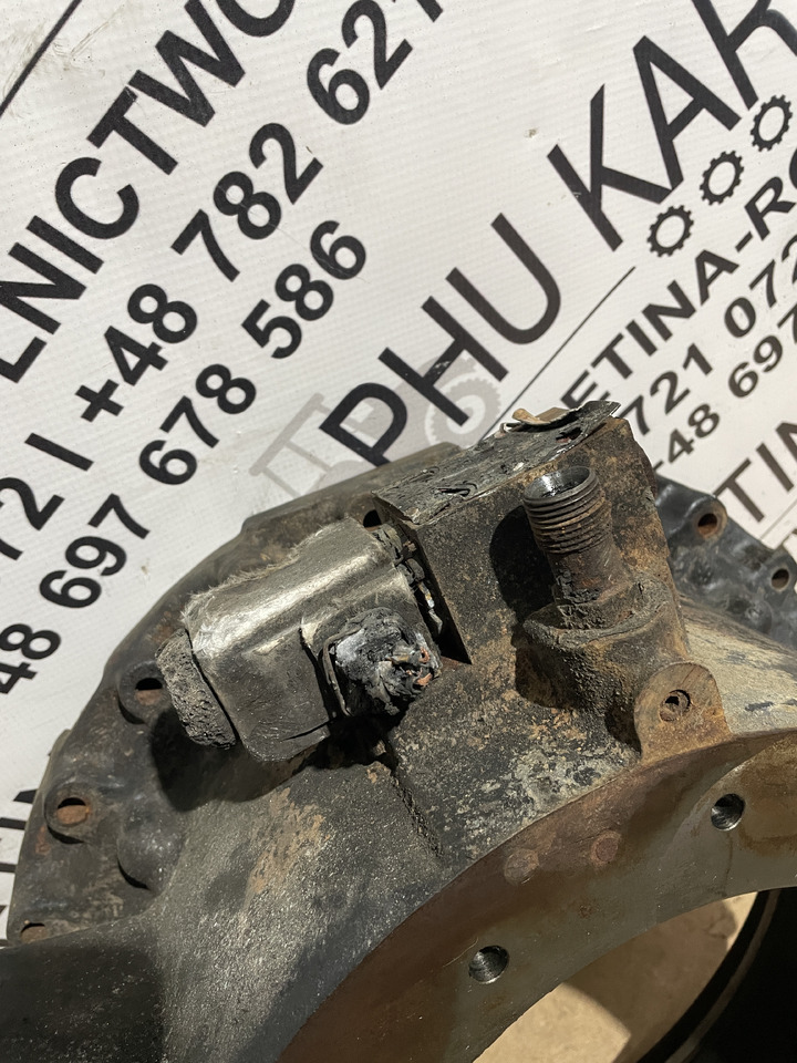 JCB FAstrac - obudowa środkowa skrzyni biegów - Sebességváltó és alkatrészek - Traktor: 2 kép. JCB FAstrac - obudowa środkowa skrzyni biegów - Sebességváltó és alkatrészek - Traktor: 2 kép.