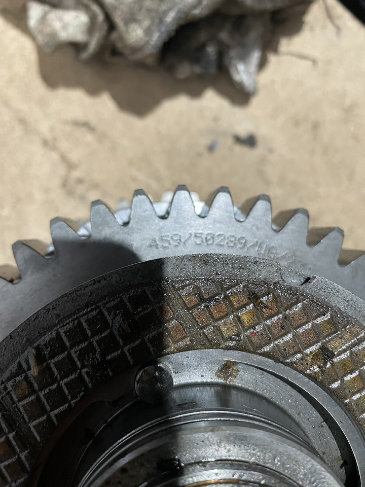 JCB Fastrac - koło zębate skrzyni biegów 459/50289 - Sebességváltó - Traktor: 2 kép. JCB Fastrac - koło zębate skrzyni biegów 459/50289 - Sebességváltó - Traktor: 2 kép.