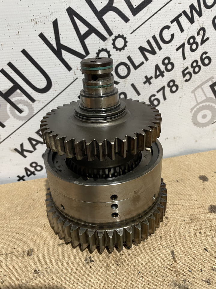 JCB Fastrac - wałek kosz skrzyni biegów 459/50592 - Sebességváltó és alkatrészek - Traktor: 1 kép. JCB Fastrac - wałek kosz skrzyni biegów 459/50592 - Sebességváltó és alkatrészek - Traktor: 1 kép.