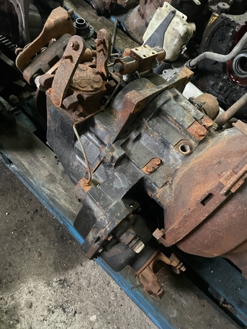 JCB Skrzynia Biegów 4wd - Sebességváltó - Mezőgazdasági gépek: 4 kép. JCB Skrzynia Biegów 4wd - Sebességváltó - Mezőgazdasági gépek: 4 kép.