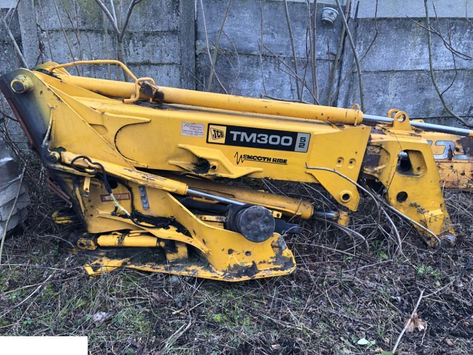 JCB TM 300 Siłownik Poziomowania - Hidraulikus henger - Mezőgazdasági gépek: 2 kép. JCB TM 300 Siłownik Poziomowania - Hidraulikus henger - Mezőgazdasági gépek: 2 kép.