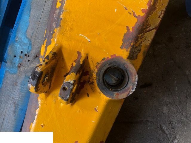 Jcb 3cx - Obudowa Mostu Przedniego - Első tengely - Építőipari gépek: 1 kép. Jcb 3cx - Obudowa Mostu Przedniego - Első tengely - Építőipari gépek: 1 kép.