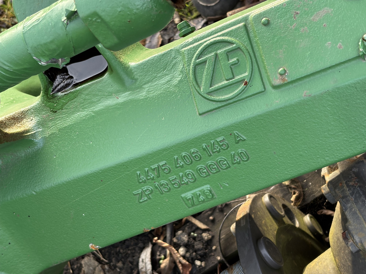 John Deere 6510 6620 6610 Obudowa osi przedniej AL113763 - Első tengely - Traktor: 2 kép. John Deere 6510 6620 6610 Obudowa osi przedniej AL113763 - Első tengely - Traktor: 2 kép.