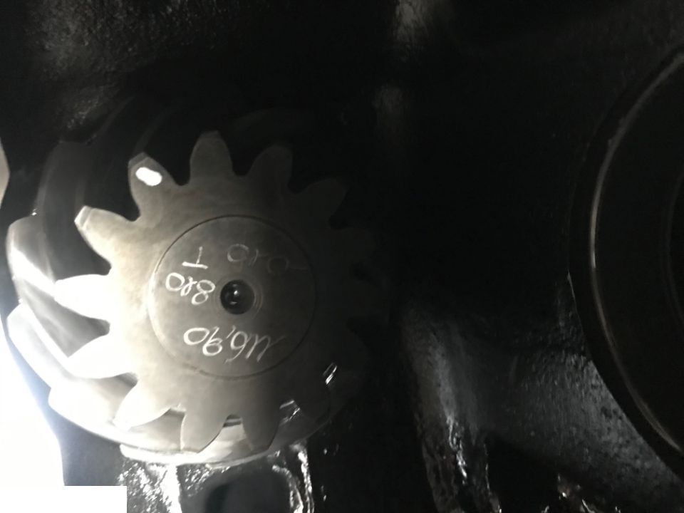John Deere 6930 - Koło Talerzowe Wałek Atakujący 14x31 - Erőátvitel - Mezőgazdasági gépek: 2 kép. John Deere 6930 - Koło Talerzowe Wałek Atakujący 14x31 - Erőátvitel - Mezőgazdasági gépek: 2 kép.