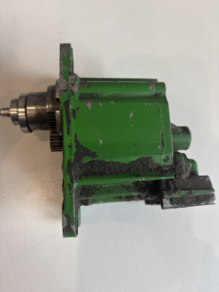 John Deere 6xxx - silniczek silnik krokowy AL181806 AL209249 - Elektromos rendszer - Mezőgazdasági gépek: 3 kép. John Deere 6xxx - silniczek silnik krokowy AL181806 AL209249 - Elektromos rendszer - Mezőgazdasági gépek: 3 kép.