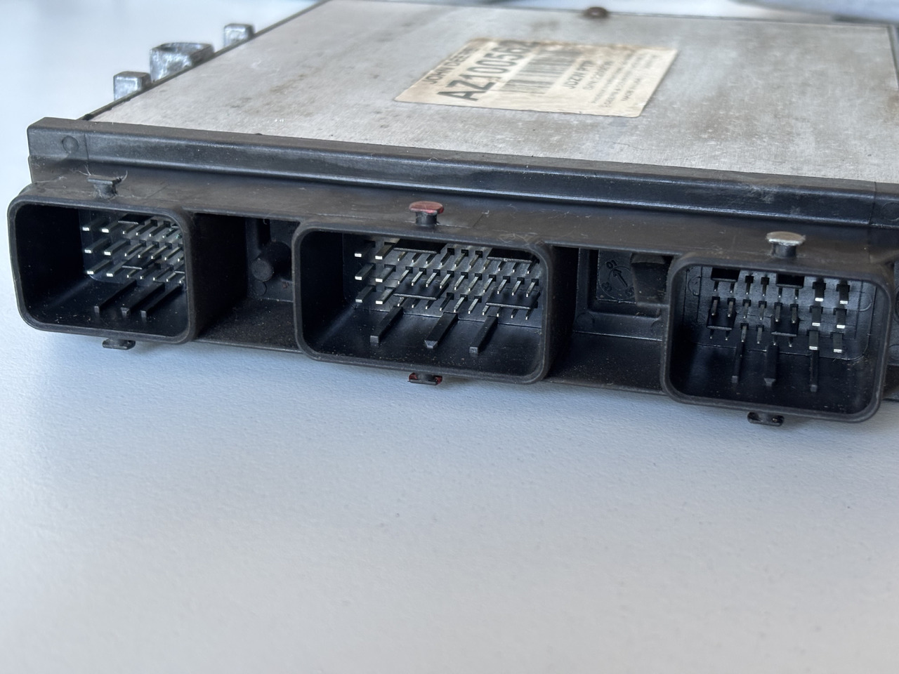 John Deere 7200 7400 7500 7800 JDZW PTP Row Trak Control AZ100562 - Érzékelő - Mezőgazdasági gépek: 2 kép. John Deere 7200 7400 7500 7800 JDZW PTP Row Trak Control AZ100562 - Érzékelő - Mezőgazdasági gépek: 2 kép.