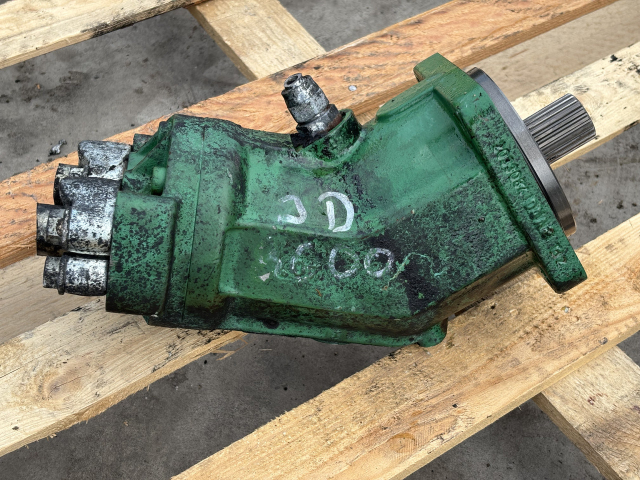 John Deere 8600 Silnik Hydrauliczny - Hidraulikus motor - Mezőgazdasági gépek: 1 kép. John Deere 8600 Silnik Hydrauliczny - Hidraulikus motor - Mezőgazdasági gépek: 1 kép.