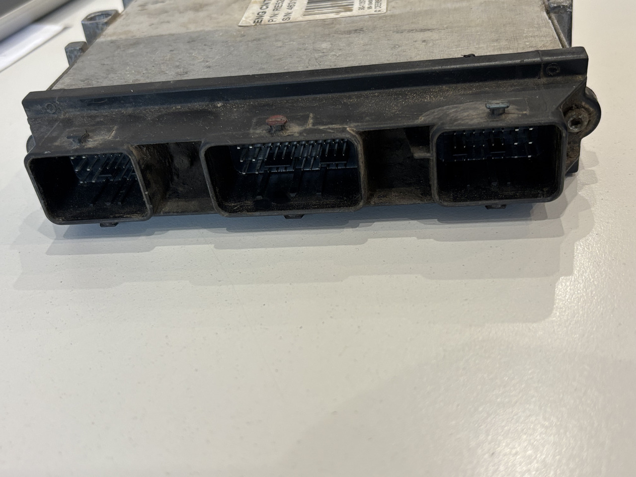 John Deere Moduł ENG CNTRL L15 RE520954 - ECU - Mezőgazdasági gépek: 2 kép. John Deere Moduł ENG CNTRL L15 RE520954 - ECU - Mezőgazdasági gépek: 2 kép.