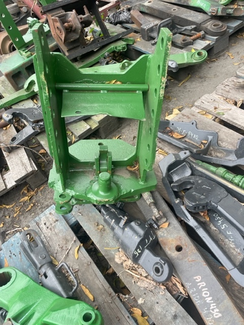 John deere zaczep pitonfix prowadnica szyna zaczepowa - Keret/ Alváz - Mezőgazdasági gépek: 1 kép. John deere zaczep pitonfix prowadnica szyna zaczepowa - Keret/ Alváz - Mezőgazdasági gépek: 1 kép.