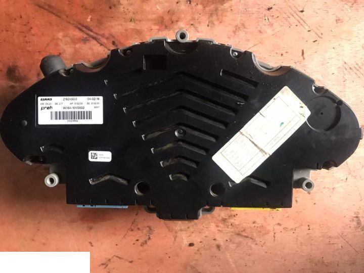 LICZNIK CLAAS 2182450.0 PREH 90154-101/0002 90154-101/0002 - Műszerfal - Mezőgazdasági gépek: 2 kép. LICZNIK CLAAS 2182450.0 PREH 90154-101/0002 90154-101/0002 - Műszerfal - Mezőgazdasági gépek: 2 kép.