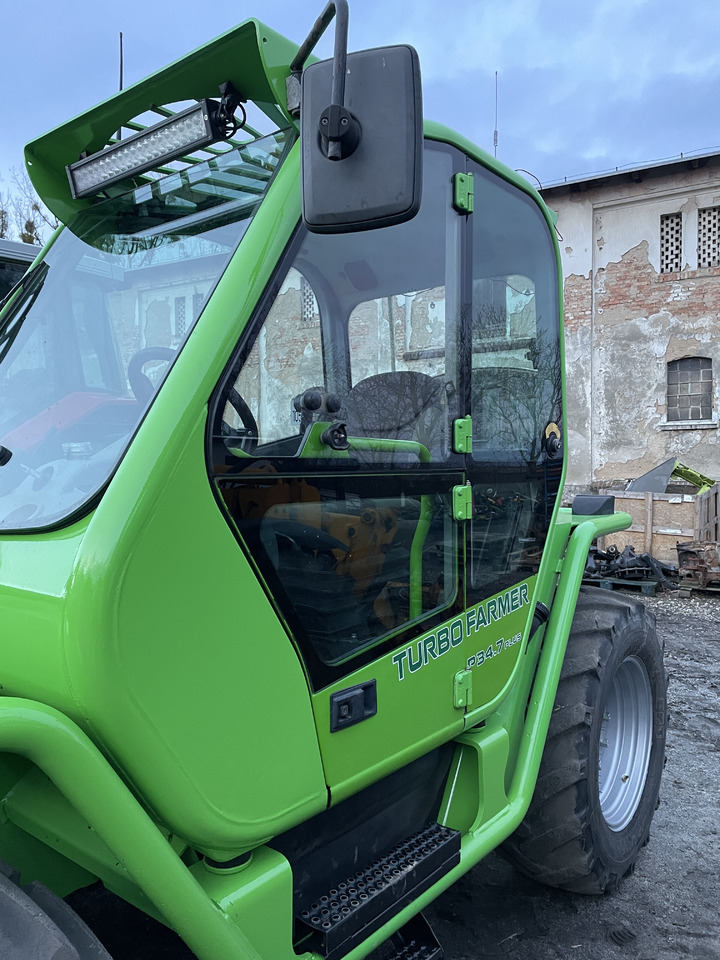 Ładowarka teleskopowa Merlo Turbofarmer P34.7 Plus 2009r. - Teleszkópos rakodó: 3 kép. Ładowarka teleskopowa Merlo Turbofarmer P34.7 Plus 2009r. - Teleszkópos rakodó: 3 kép.