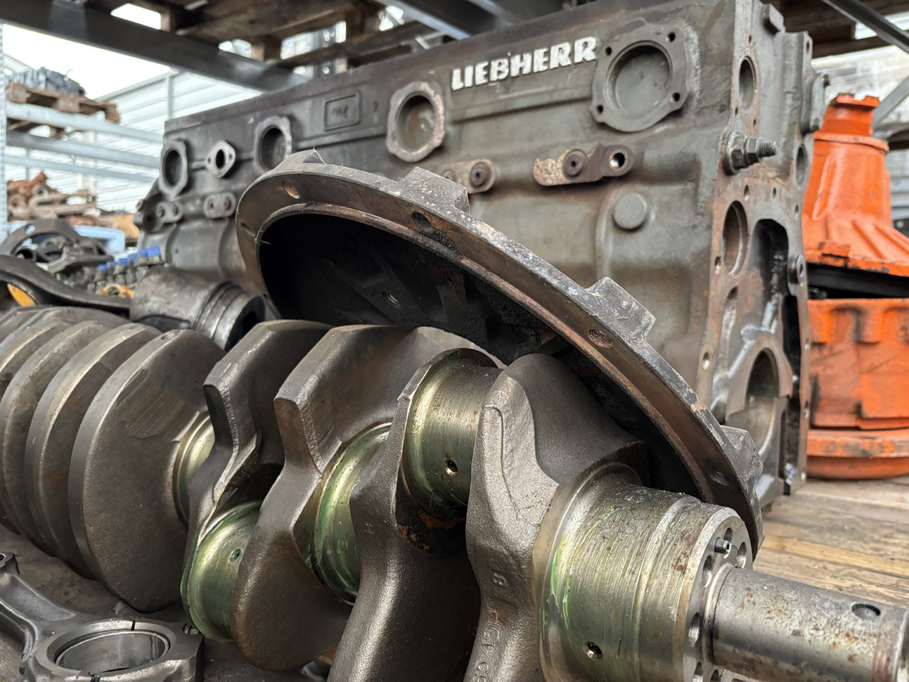 Liebherr D916 Blok Silnika 3201042 Wał Obudowa Tłoki CZĘŚCI - Motorblokk - Mezőgazdasági gépek: 2 kép. Liebherr D916 Blok Silnika 3201042 Wał Obudowa Tłoki CZĘŚCI - Motorblokk - Mezőgazdasági gépek: 2 kép.