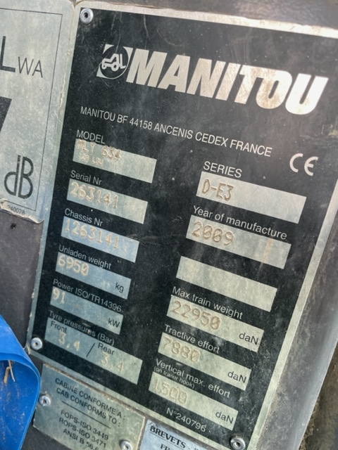 Manitou 634-120 LSU zwolnica zwrotnica skrzynia biegów koła kabina części - Csonkállvány - Mezőgazdasági gépek: 4 kép. Manitou 634-120 LSU zwolnica zwrotnica skrzynia biegów koła kabina części - Csonkállvány - Mezőgazdasági gépek: 4 kép.