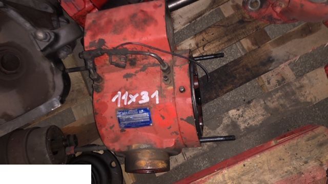 Manitou - Clark Hurth Spicer Dana - Most Napędowy - Tengely és alkatrészek - Mezőgazdasági gépek: 1 kép. Manitou - Clark Hurth Spicer Dana - Most Napędowy - Tengely és alkatrészek - Mezőgazdasági gépek: 1 kép.