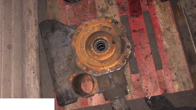 Manitou - Clark Hurth Spicer Dana - Most Napędowy - Tengely és alkatrészek - Mezőgazdasági gépek: 4 kép. Manitou - Clark Hurth Spicer Dana - Most Napędowy - Tengely és alkatrészek - Mezőgazdasági gépek: 4 kép.