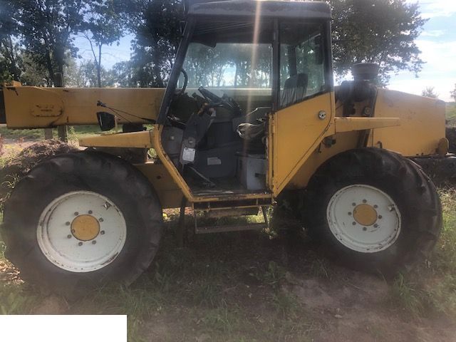 Matbro TS 260 - Siłownik Poziomowania - Hidraulikus henger - Mezőgazdasági gépek: 1 kép. Matbro TS 260 - Siłownik Poziomowania - Hidraulikus henger - Mezőgazdasági gépek: 1 kép.